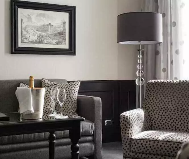 Suite Junior, Hassler Roma