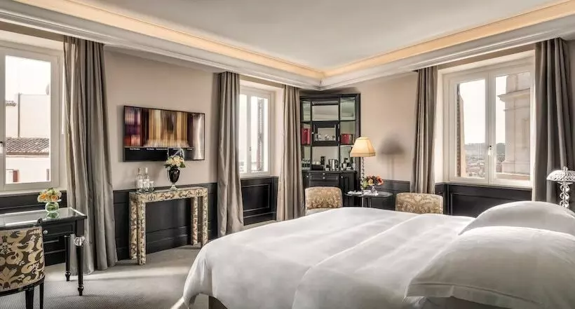 Suite Junior, Hassler Roma