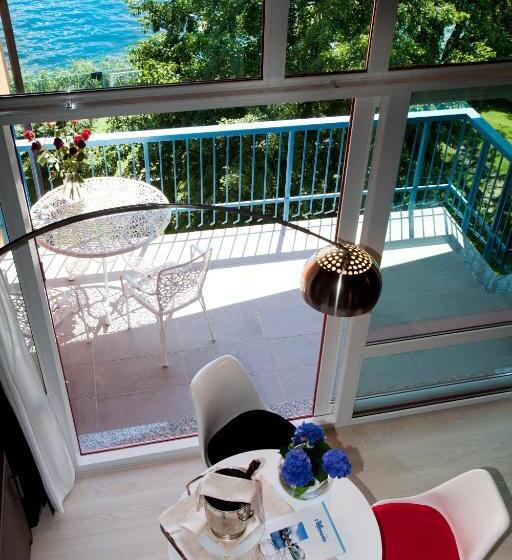 جناح جونيور مطل علي البحيرة, L'approdo