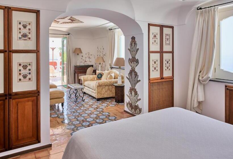 带海景的顶级小型套房, Le Sirenuse