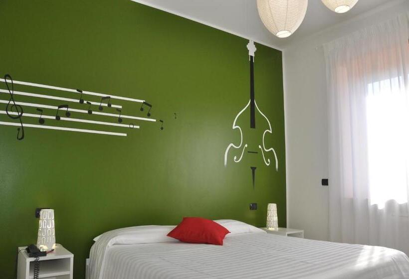 スタンダードトリプルルーム, Lo Scoiattolo Piedmont Bike