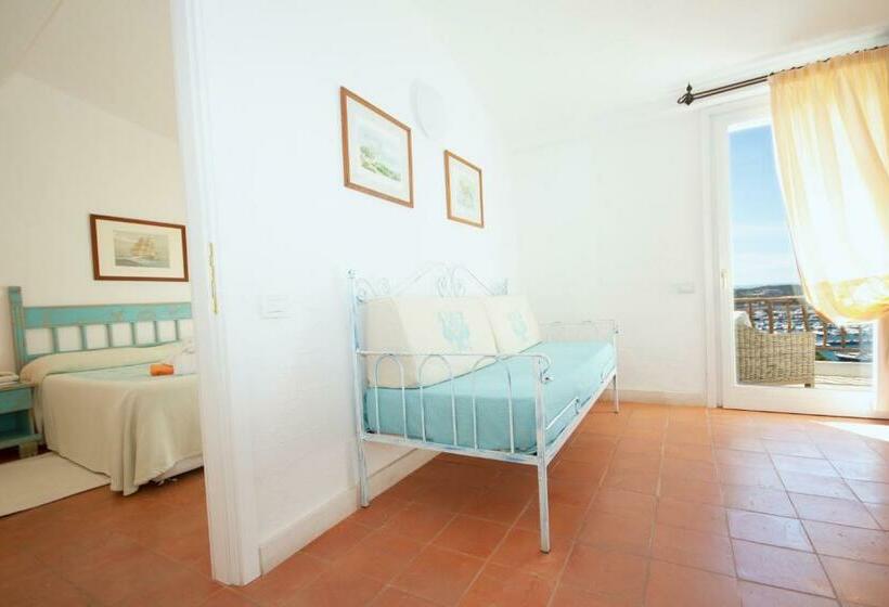 سوییت جونیور با چشمانداز دریا, Luci Di La Muntagna