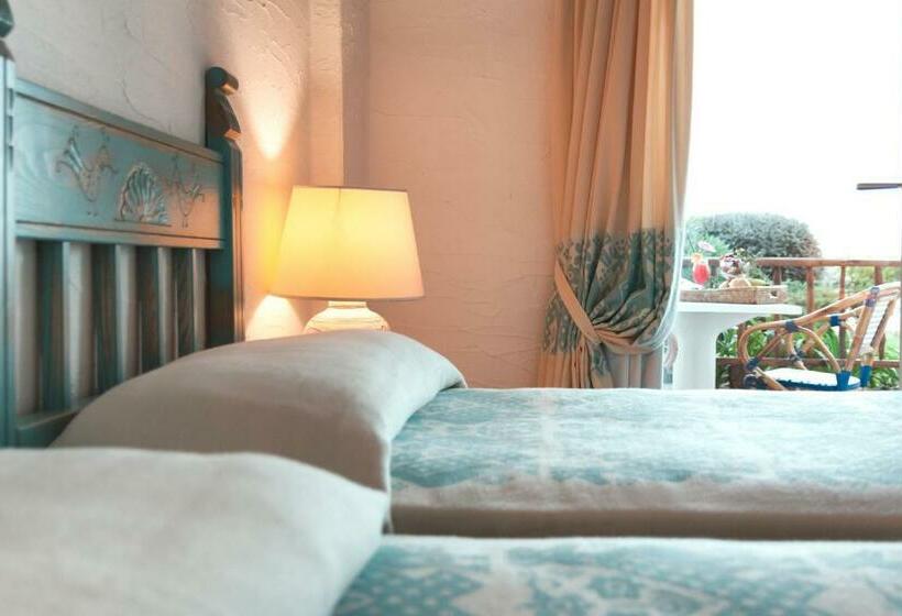 سوییت با چشمانداز دریا, Luci Di La Muntagna