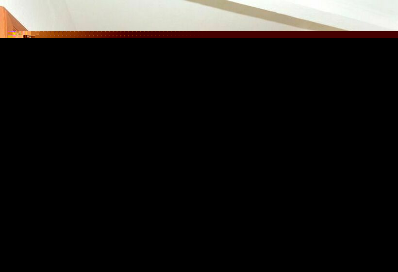 سوییت جونیور با چشمانداز دریا, Luci Di La Muntagna