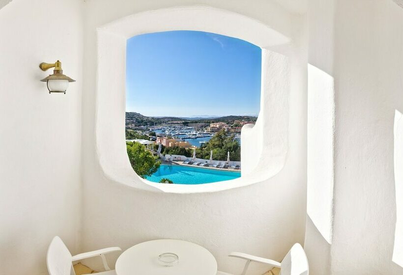 سوییت با چشمانداز دریا, Luci Di La Muntagna