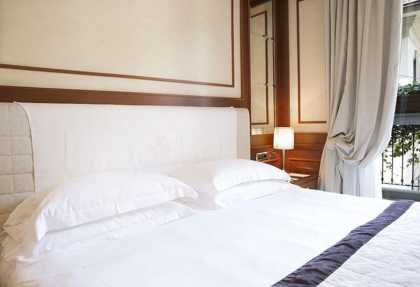 小型套房, Manzoni