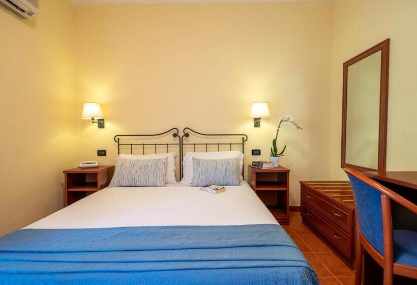 스탠다드 룸, Mira