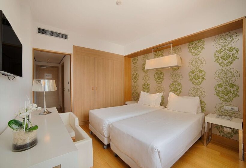 غرفة قياسية ذات إطلالة, NH Palermo