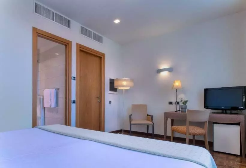 Standard-huone, B&b Hotels Park Hotel Mondovi