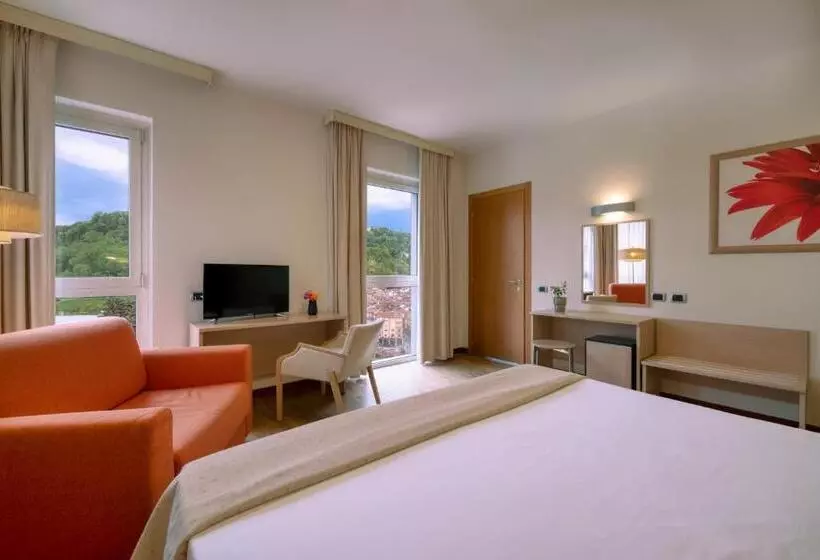Standard Kolmen Hengen Huone, B&b Hotels Park Hotel Mondovi