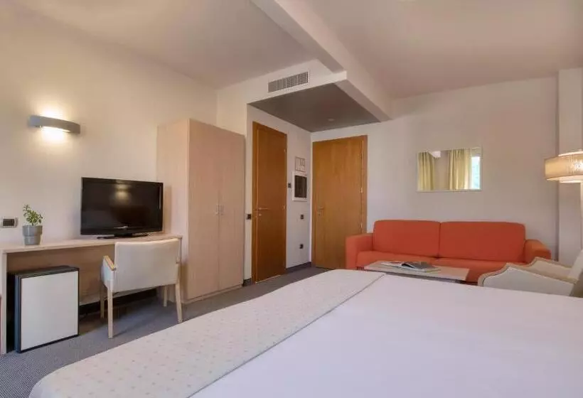 Juniorsviitti, B&b Hotels Park Hotel Mondovi