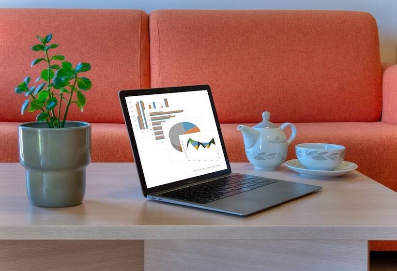 جناح جونيور, Park