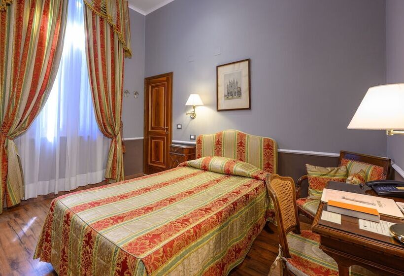 اتاق استاندارد یک نفره, Posta