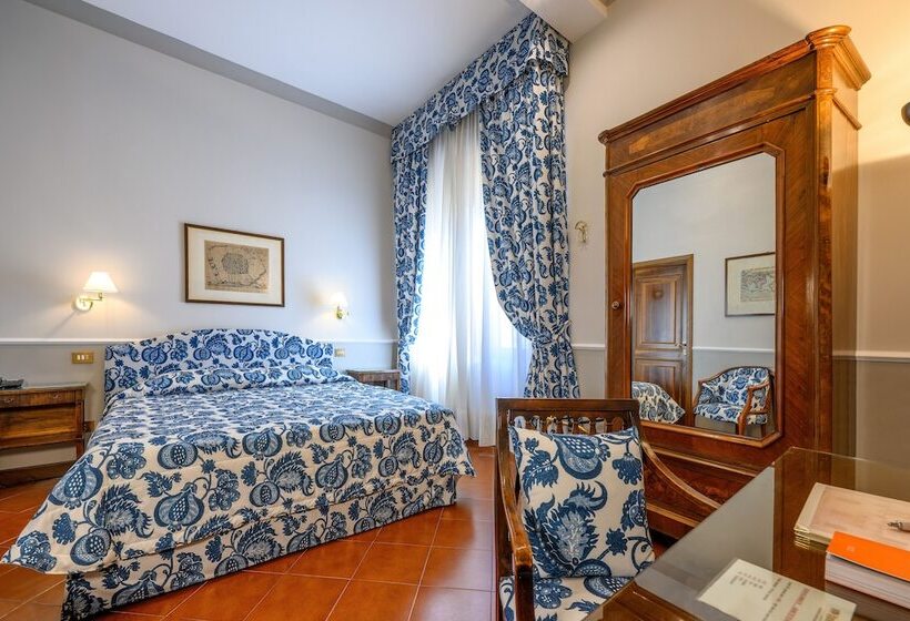 اتاق اکونومی, Posta