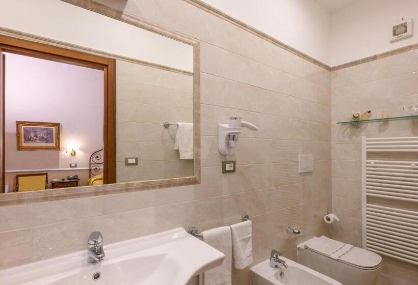 اتاق استاندارد یک نفره, Posta