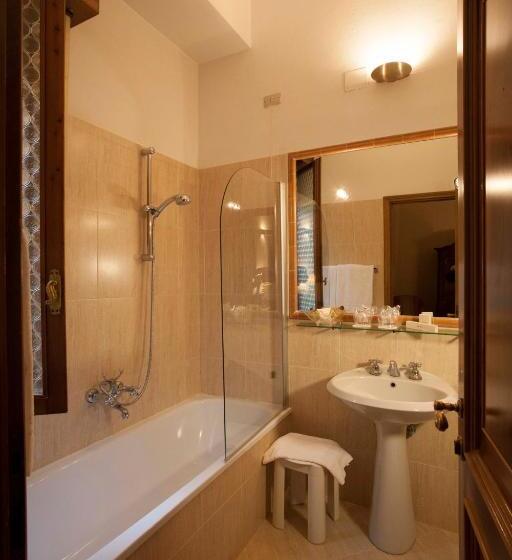 اتاق استاندارد, Posta