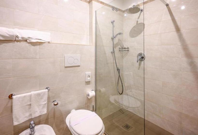 سوییت جونیور, Posta