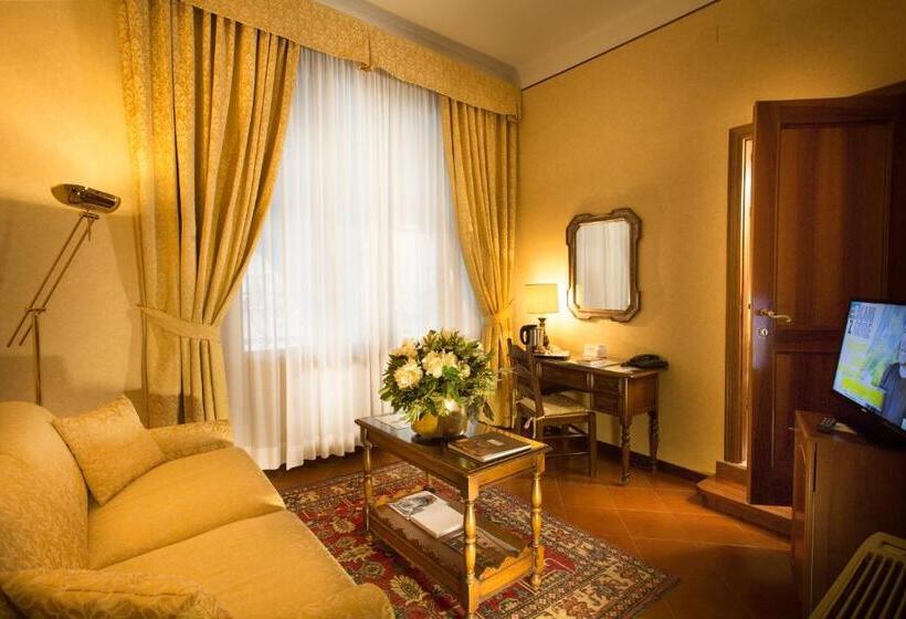 سوییت جونیور, Posta