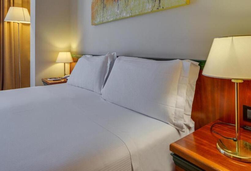 스탠다드 룸, Raffaello