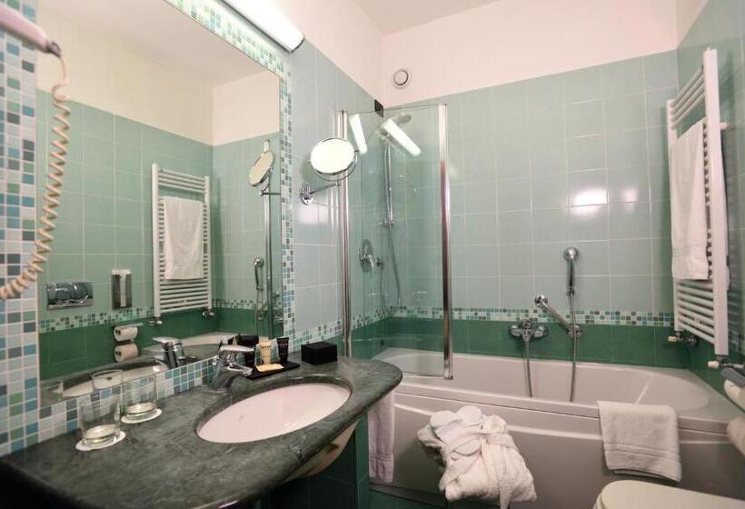 수피리어 싱글 룸, Raffaello