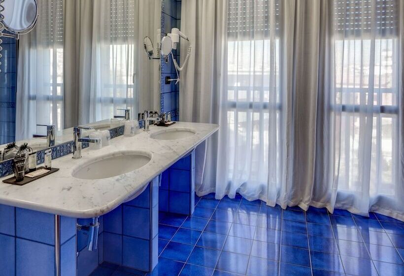 패밀리 룸, Raffaello