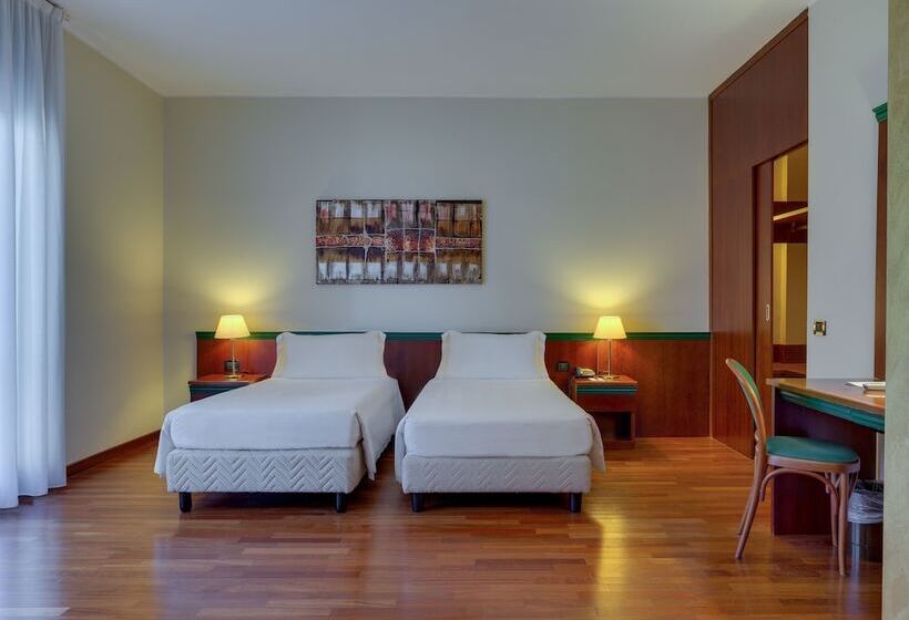 스탠다드 트리플 룸, Raffaello