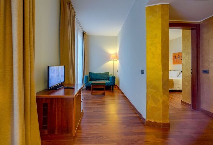 주니어 스위트, Raffaello