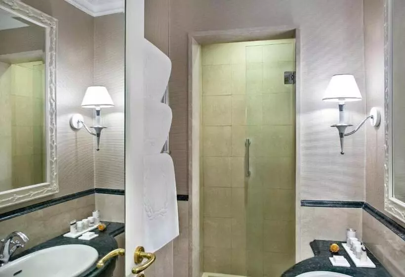 اتاق لوکس, Rome Marriott Grand Hotel Flora