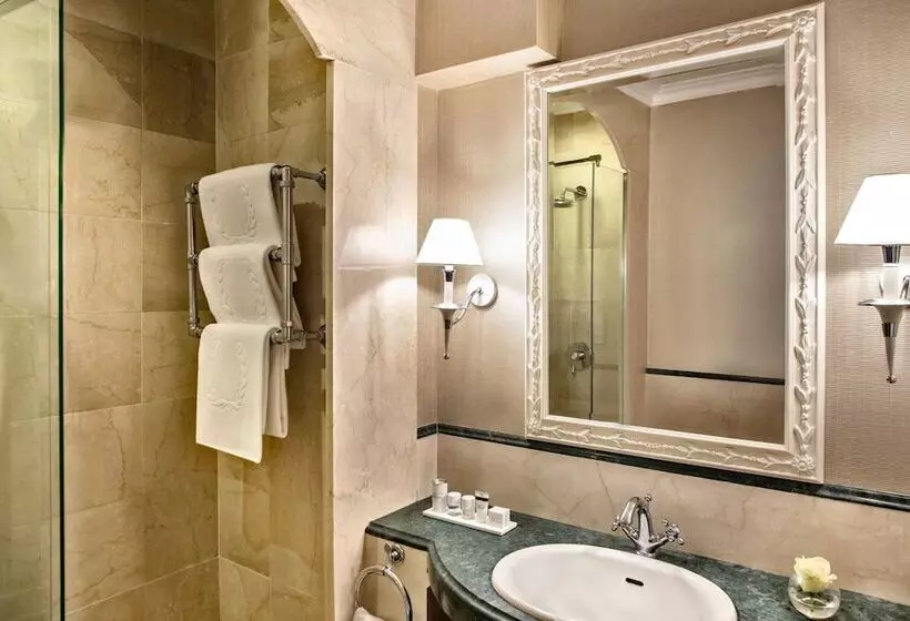 اتاق لوکس, Rome Marriott Grand Hotel Flora