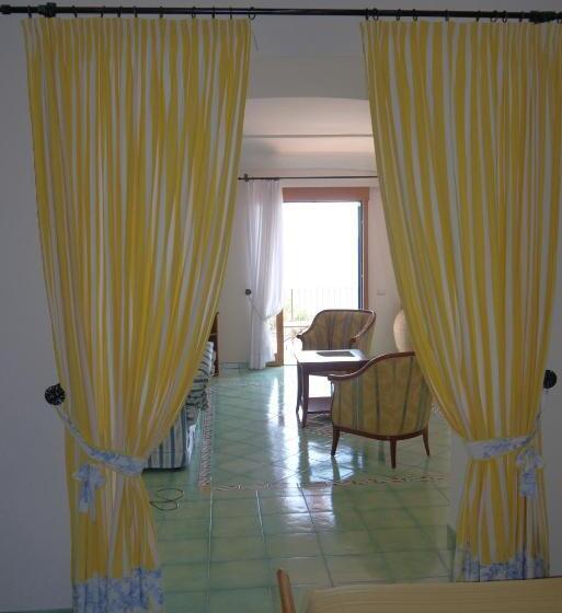 جناح جونيور مطلّ علي البحر, Rufolo