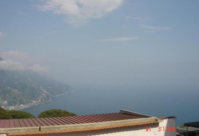 غرفة سوبيريور مطلّة علي البحر, Rufolo