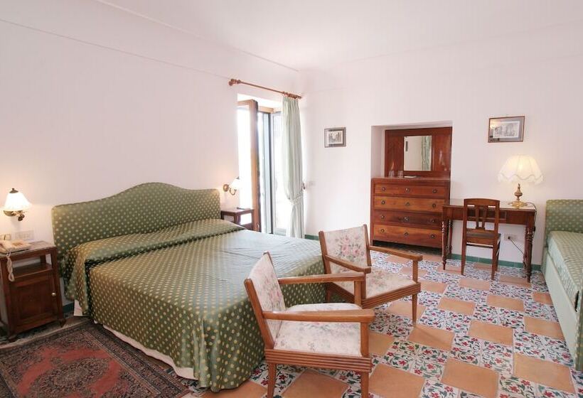 غرفة سوبيريور مطلّة علي الحديقة, Rufolo