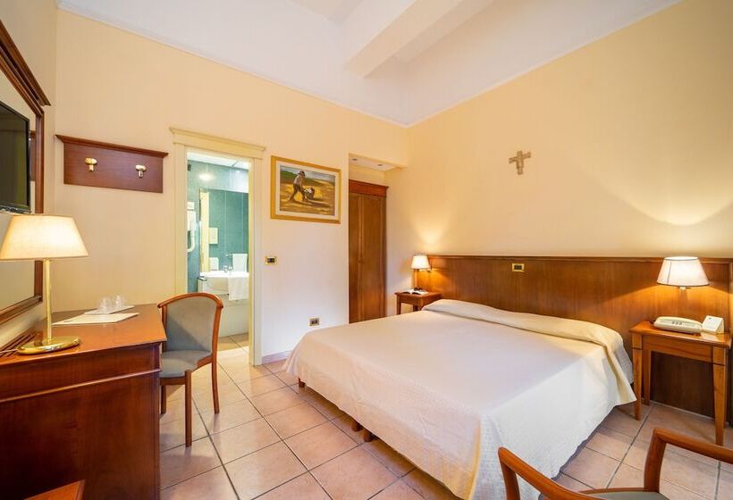 エコノミールーム, Santa Lucia