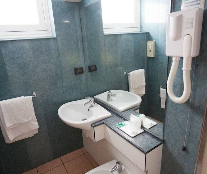 エコノミールーム, Santa Lucia