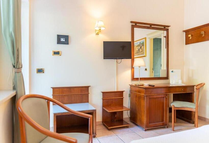 エコノミールーム, Santa Lucia