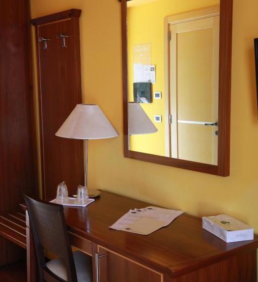 エコノミールーム, Santa Lucia