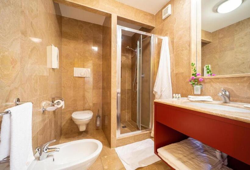 バルコニー付きスーペリアルーム, Santa Lucia