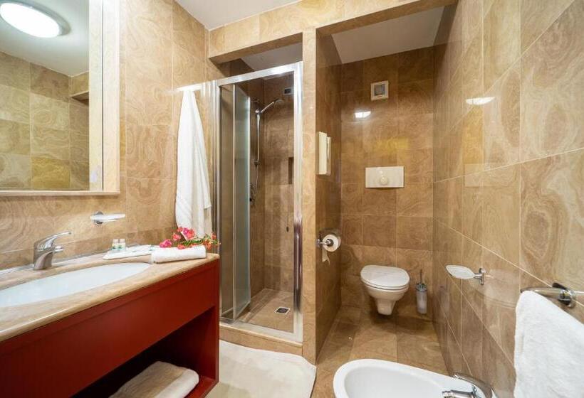 オーシャンビュースタンダードルーム, Santa Lucia