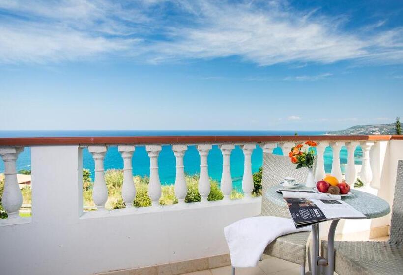 オーシャンビュースタンダードルーム, Santa Lucia