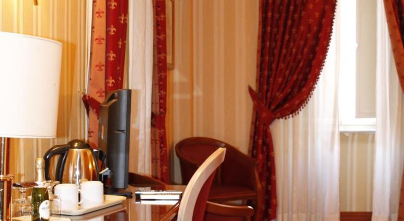 Pokój Standard Trzyosobowy, Sistina