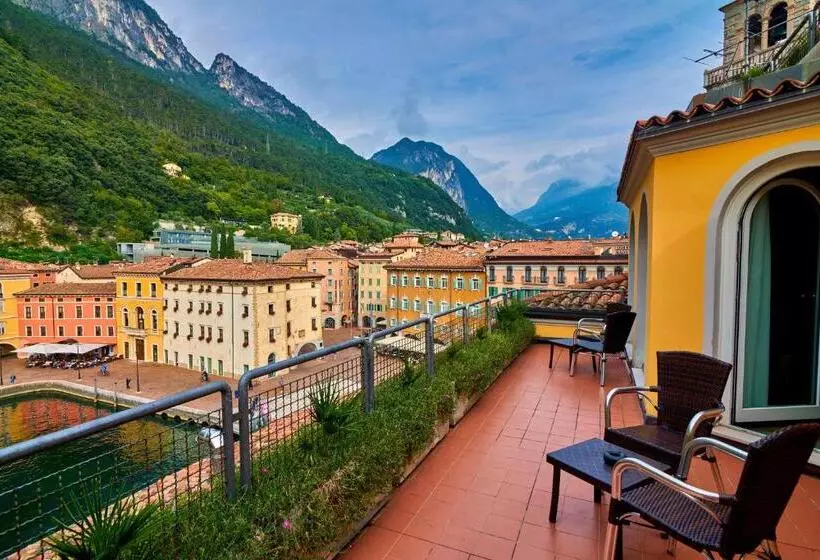 Suite with lake view, Sole Relax & Panorama