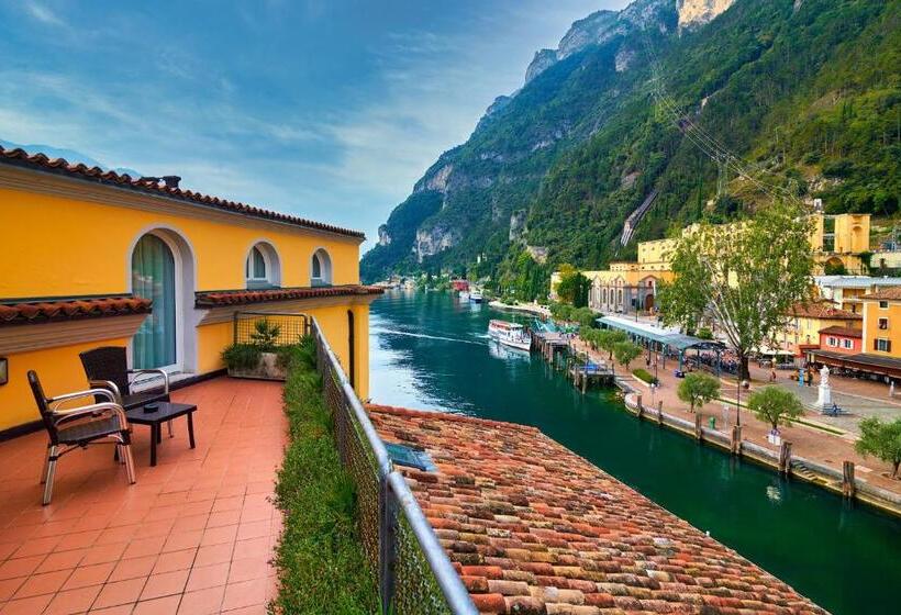 Suite with lake view, Sole Relax & Panorama