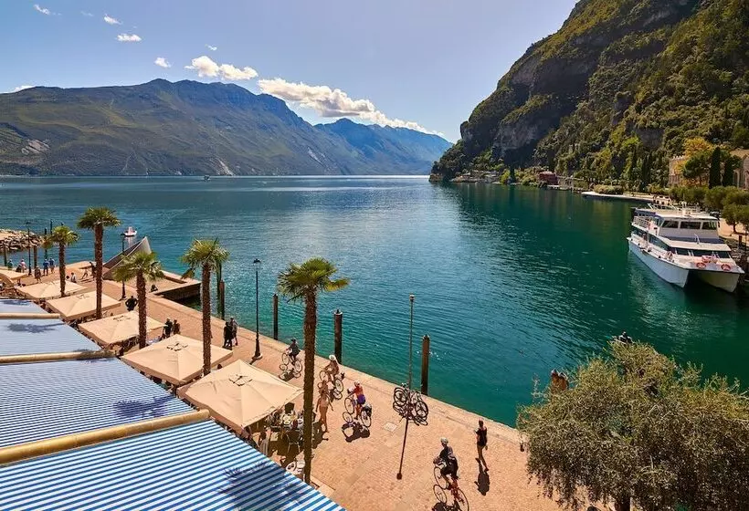 Superior room with lake view, Sole Relax & Panorama