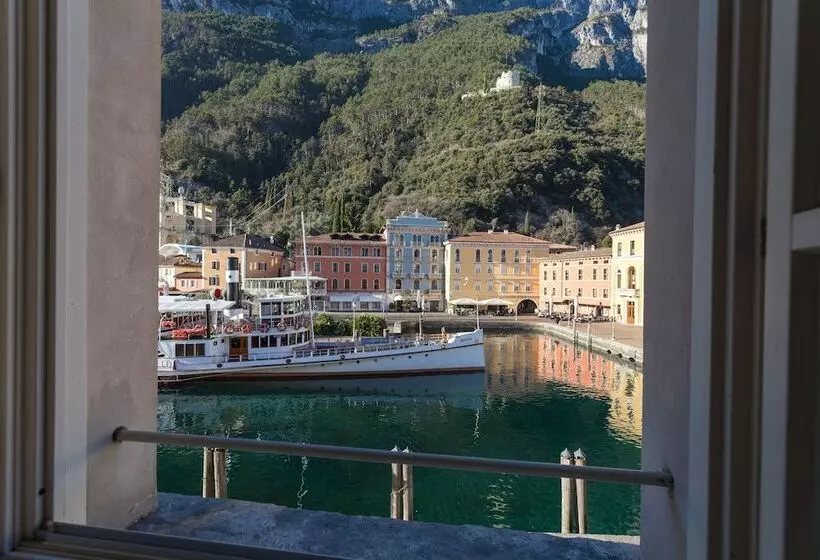 Superior room with lake view, Sole Relax & Panorama