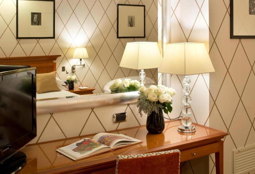 חדר סטנדרט לשלושה, Starhotels Metropole