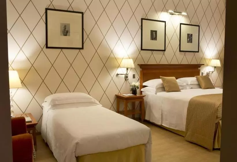 スタンダードトリプルルーム, Starhotels Metropole