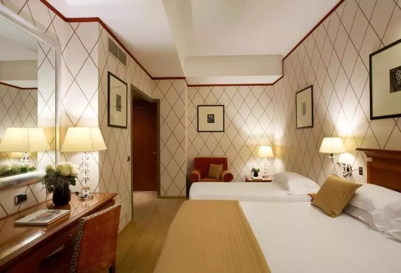 スタンダードトリプルルーム, Starhotels Metropole
