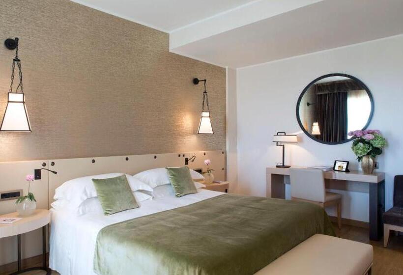 חדר אקזקיוטיב, Starhotels Metropole