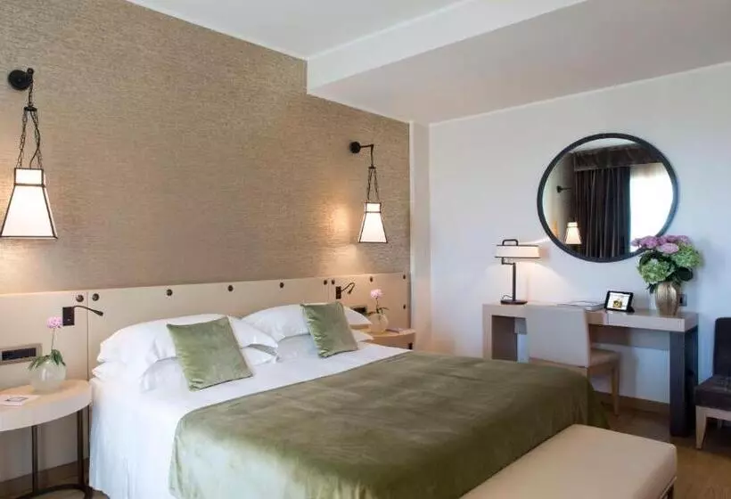 エクゼクティブルーム, Starhotels Metropole