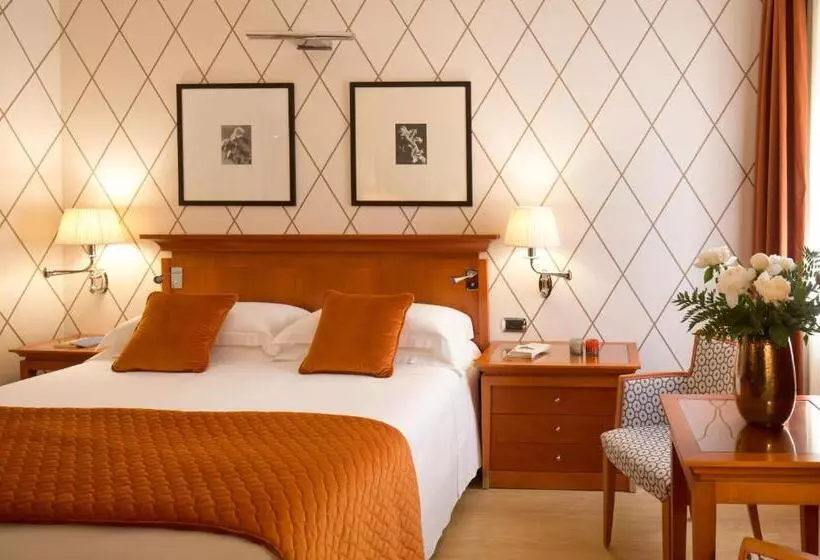 スーペリアールーム, Starhotels Metropole